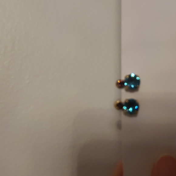 EARRINGS BY SATELLITE - Picture 2 of 3